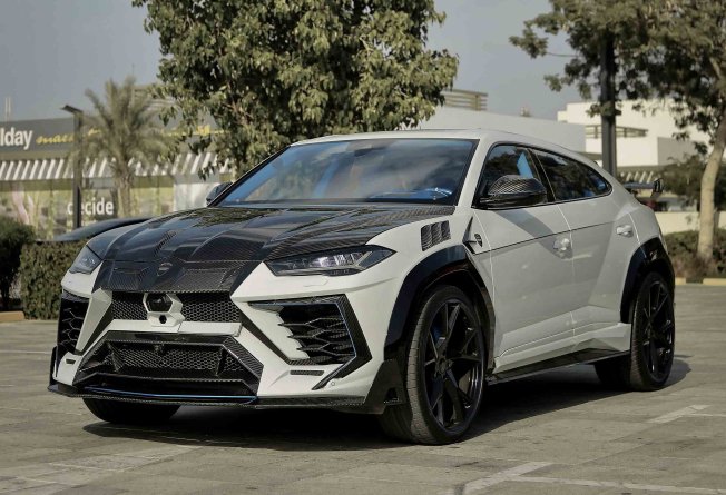 lamborghini URUS- FOR-RENT-IN-DUBAI