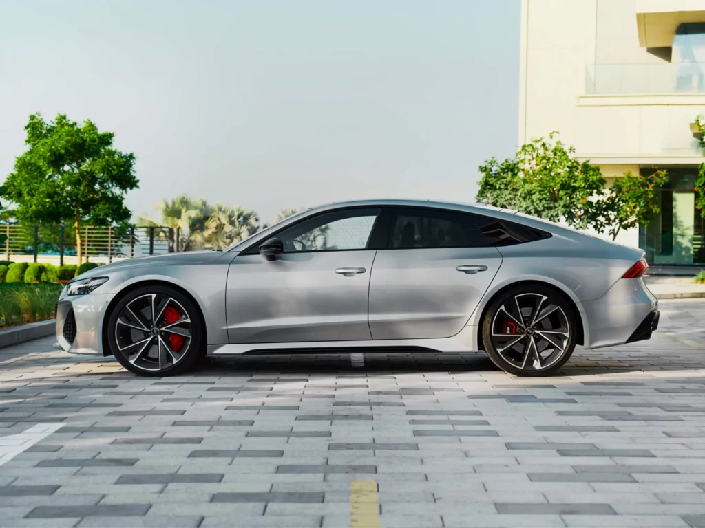 Rent Audi RS7 in Dubai