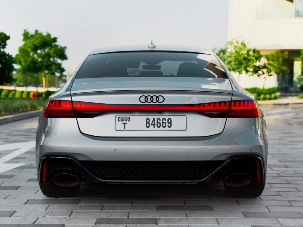 Rent Audi RS7 in Dubai