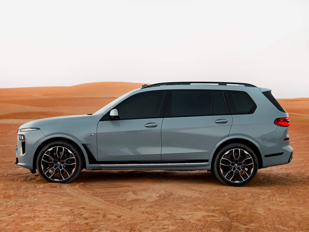 Rent BMW X7 in Dubai
