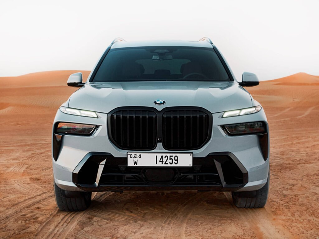 Rent BMW X7 in Dubai