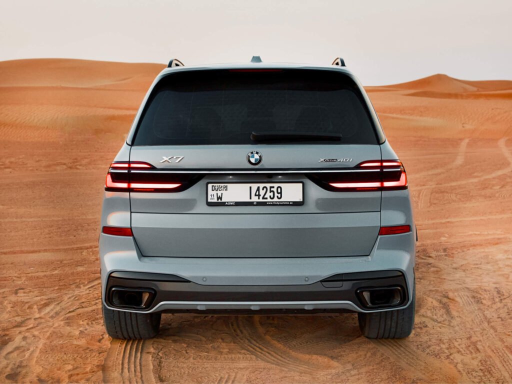 Rent BMW X7 in Dubai