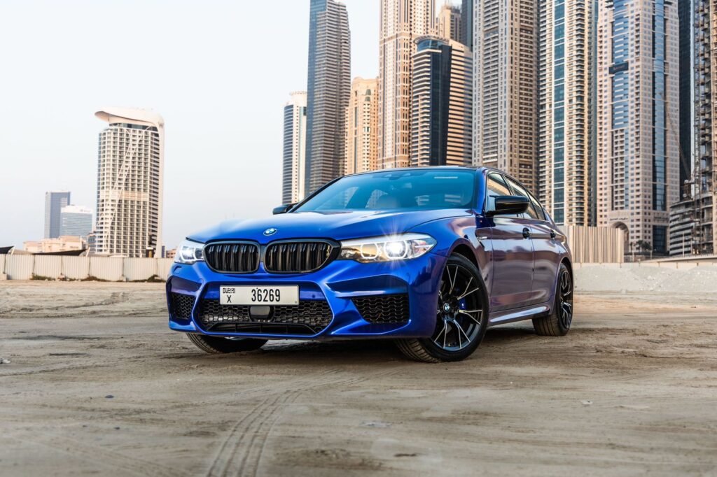 Rent BMW 530i in Dubai